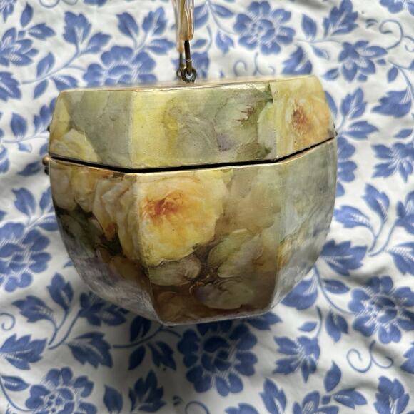 VTG 60’s Lucite Decoupage Wooded Box Purse Floral Shabby Primitive Retro - Picture 6 of 14